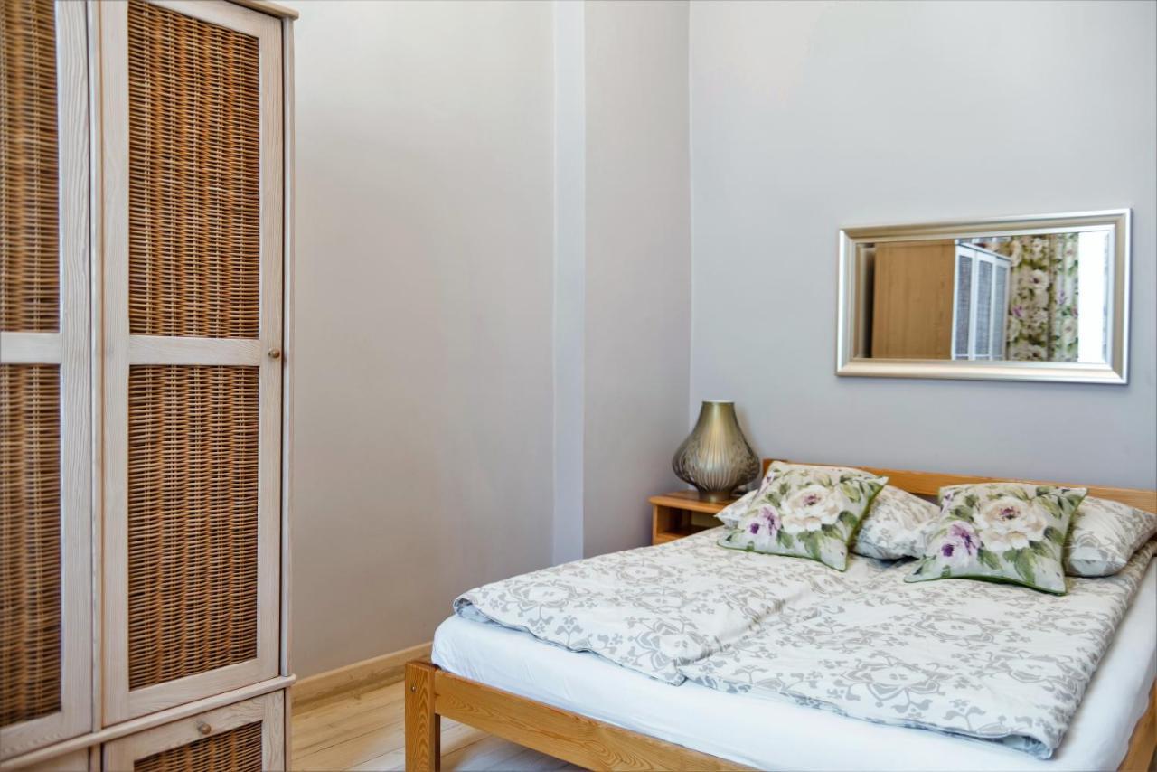 דירות ורשה Apartament Chmielna Bis מראה חיצוני תמונה