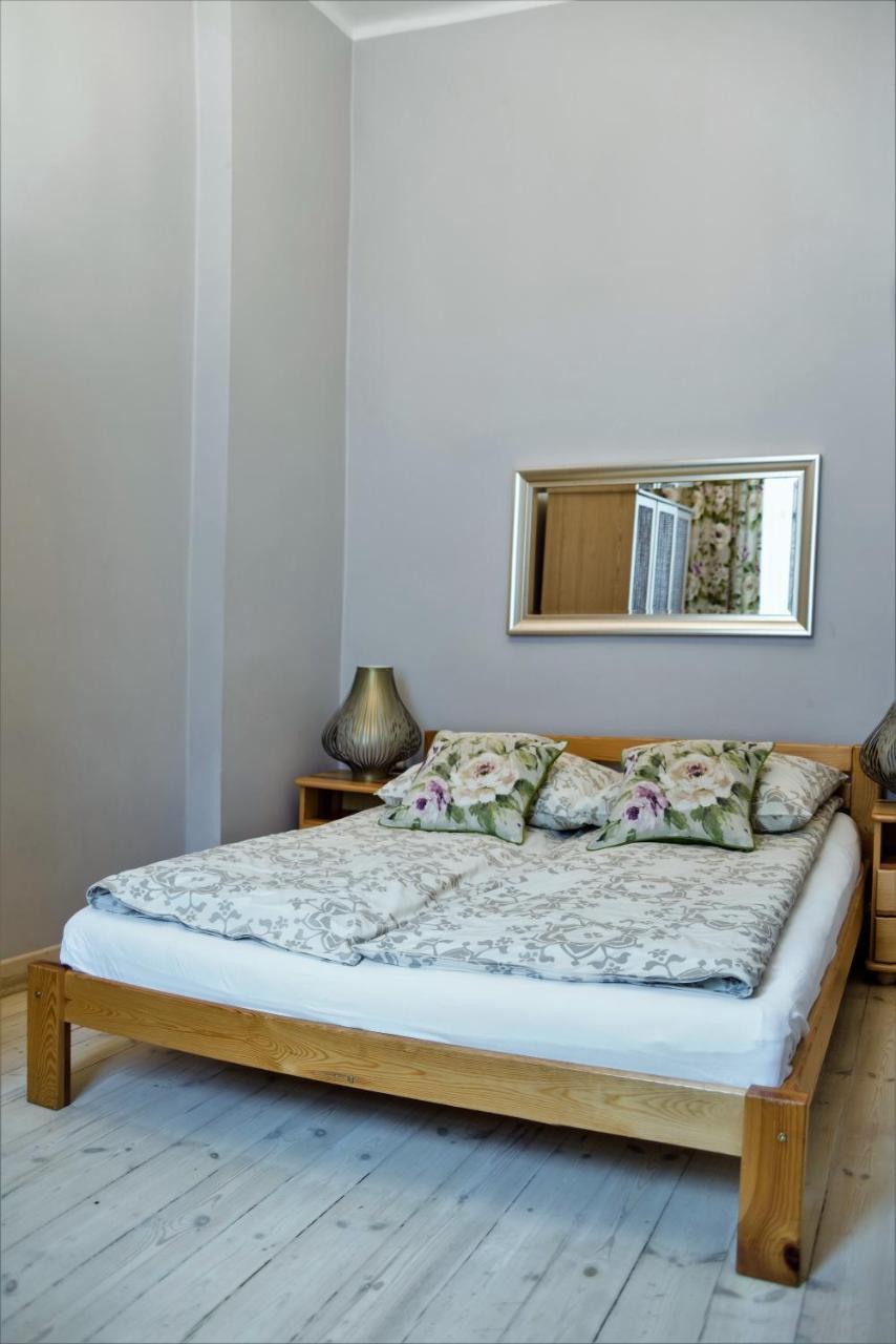 דירות ורשה Apartament Chmielna Bis מראה חיצוני תמונה